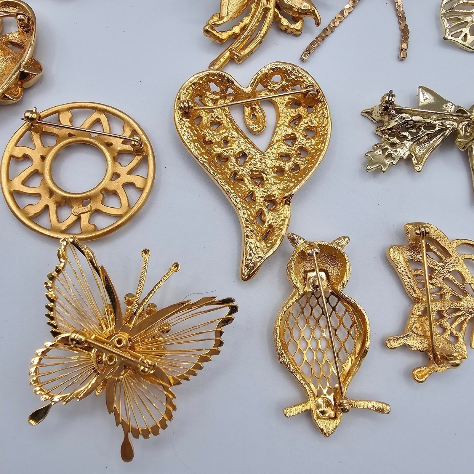 Vtg Gold Tone Brooch Lot Rhinestone Butterfly Floral Some Signed Avon Monet 20pc
