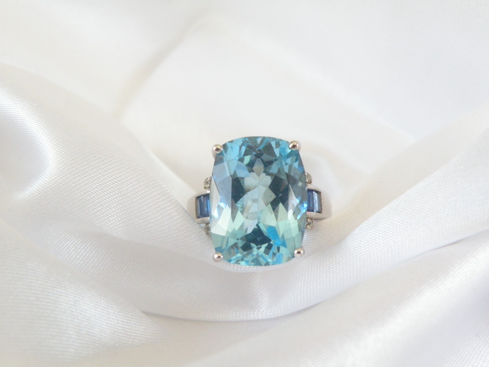 Vintage Sterling Silver 925 Large Natural Heated Blue Topaz Sapphire Ring Size 6