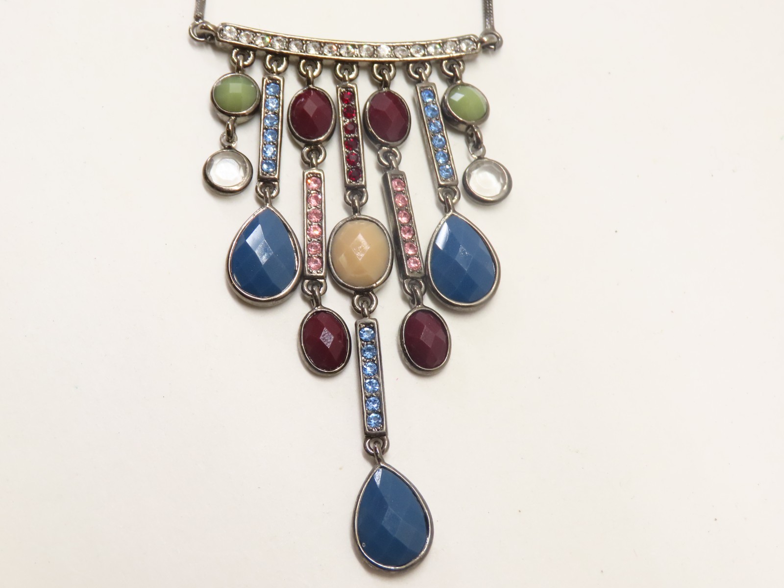 Lia Sophia Necklace Rhinestones Faceted Crystals Blackened Tone Chain D5934