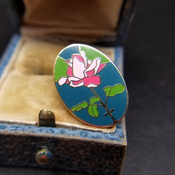 Valley Casting Rose Enamel Oval Vintage Lapel Pin Brooch Costume Jewelry Retro