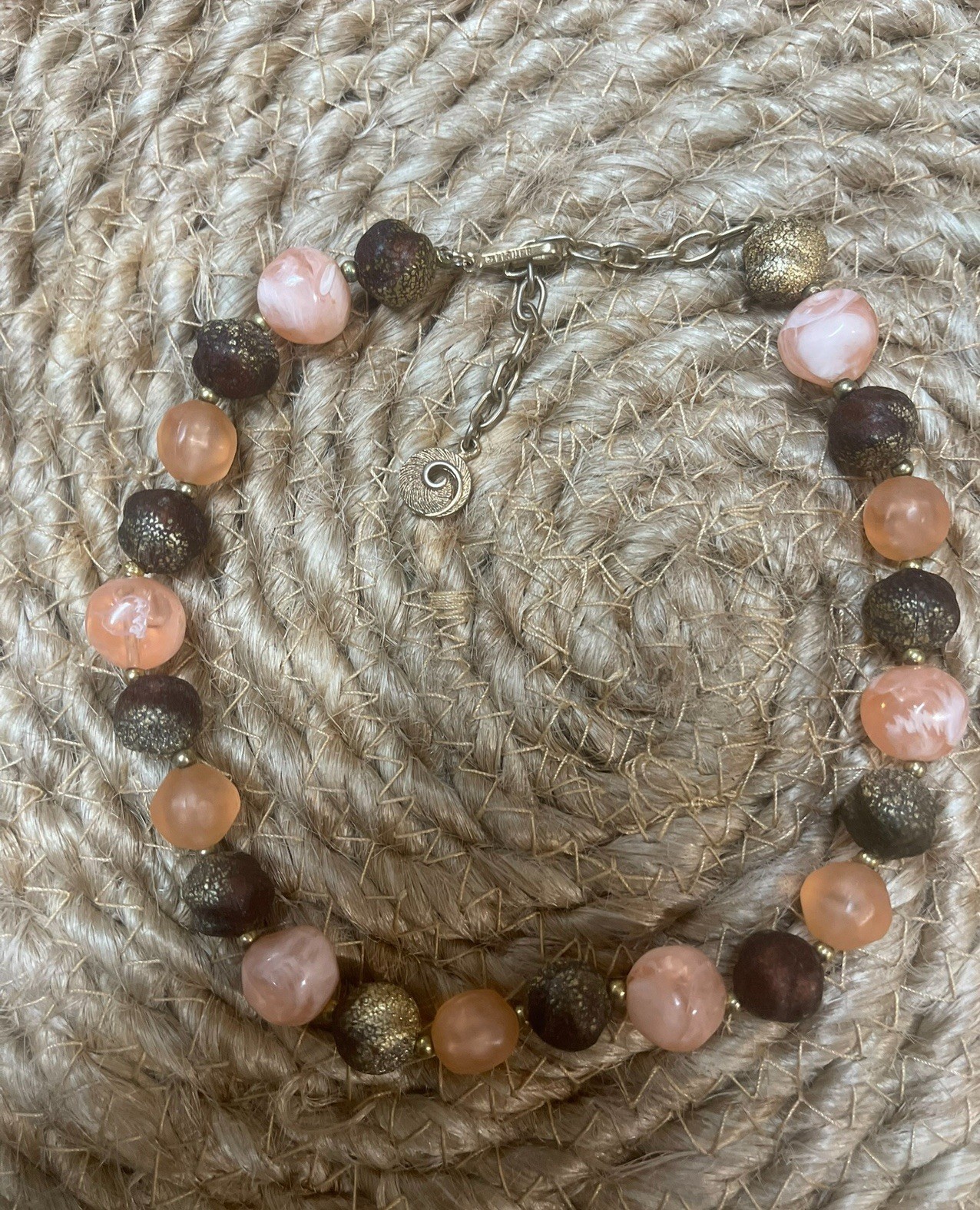 Vintage Lisner Signed Beaded Necklace Pink & Brown Swirl Resin Gold Tone 16” MCM