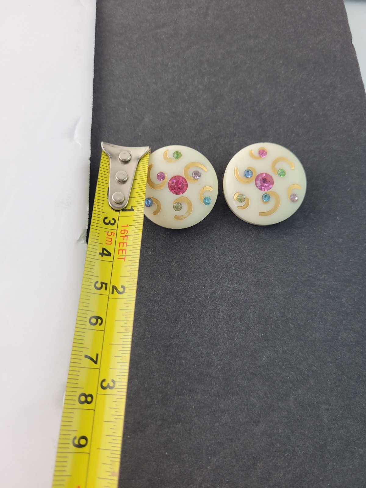 Vintage Multicolor Rhinestone Clip On Earrings Round Off White Gold Tone Accent