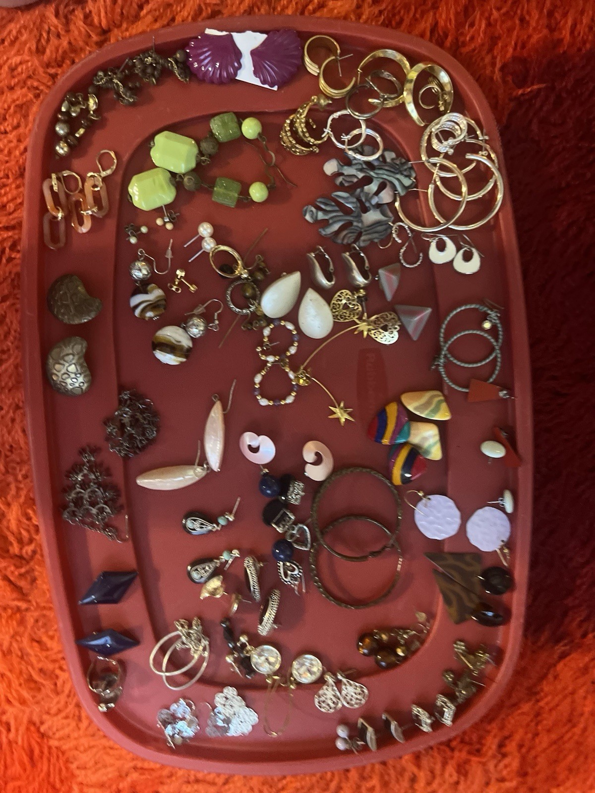 Vintage & Mod. Jewelry Lot Earrings Pierced Some Signed