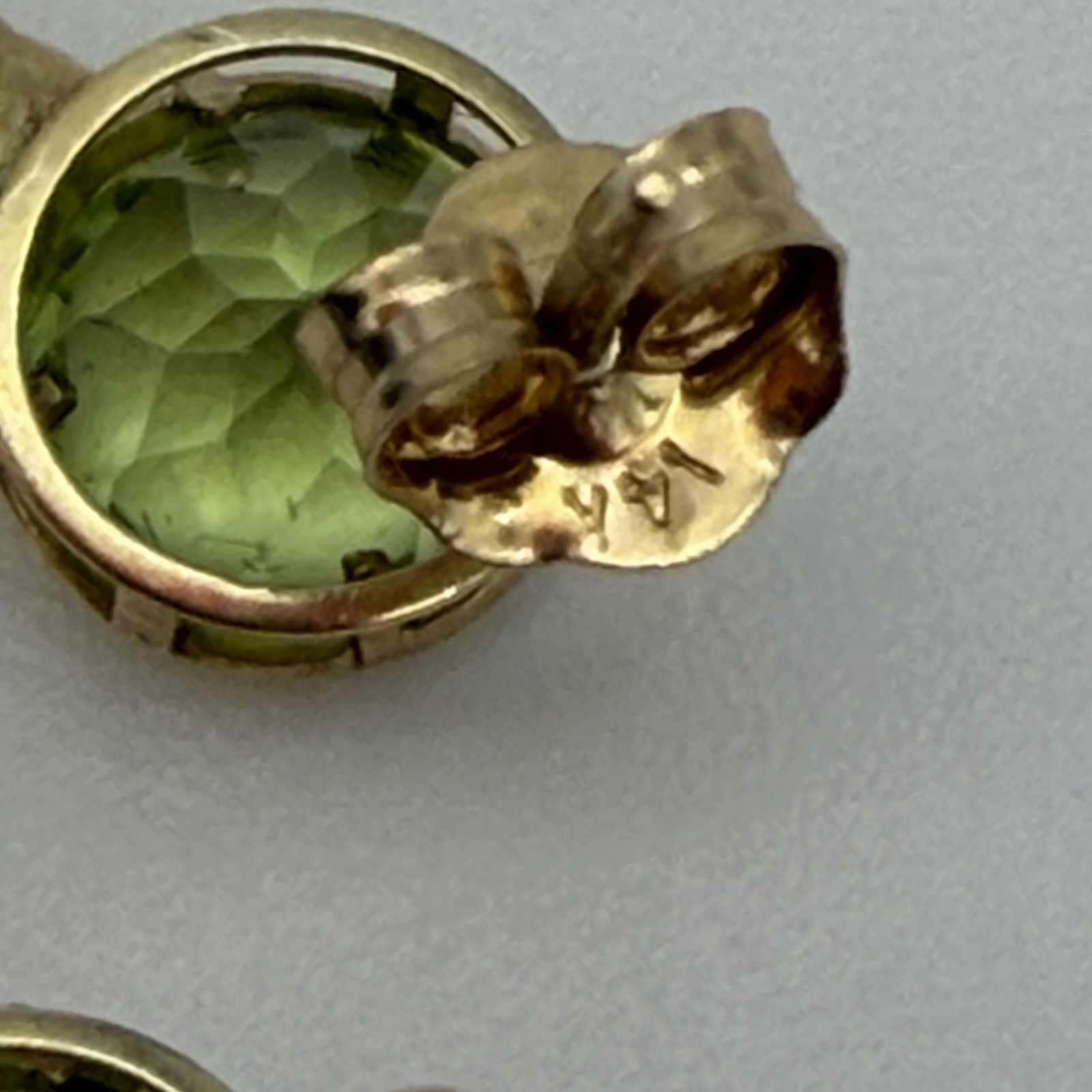 Vtg HSN 14k Yellow Gold Peridot Culture Pearl Drop Earrings Original Box