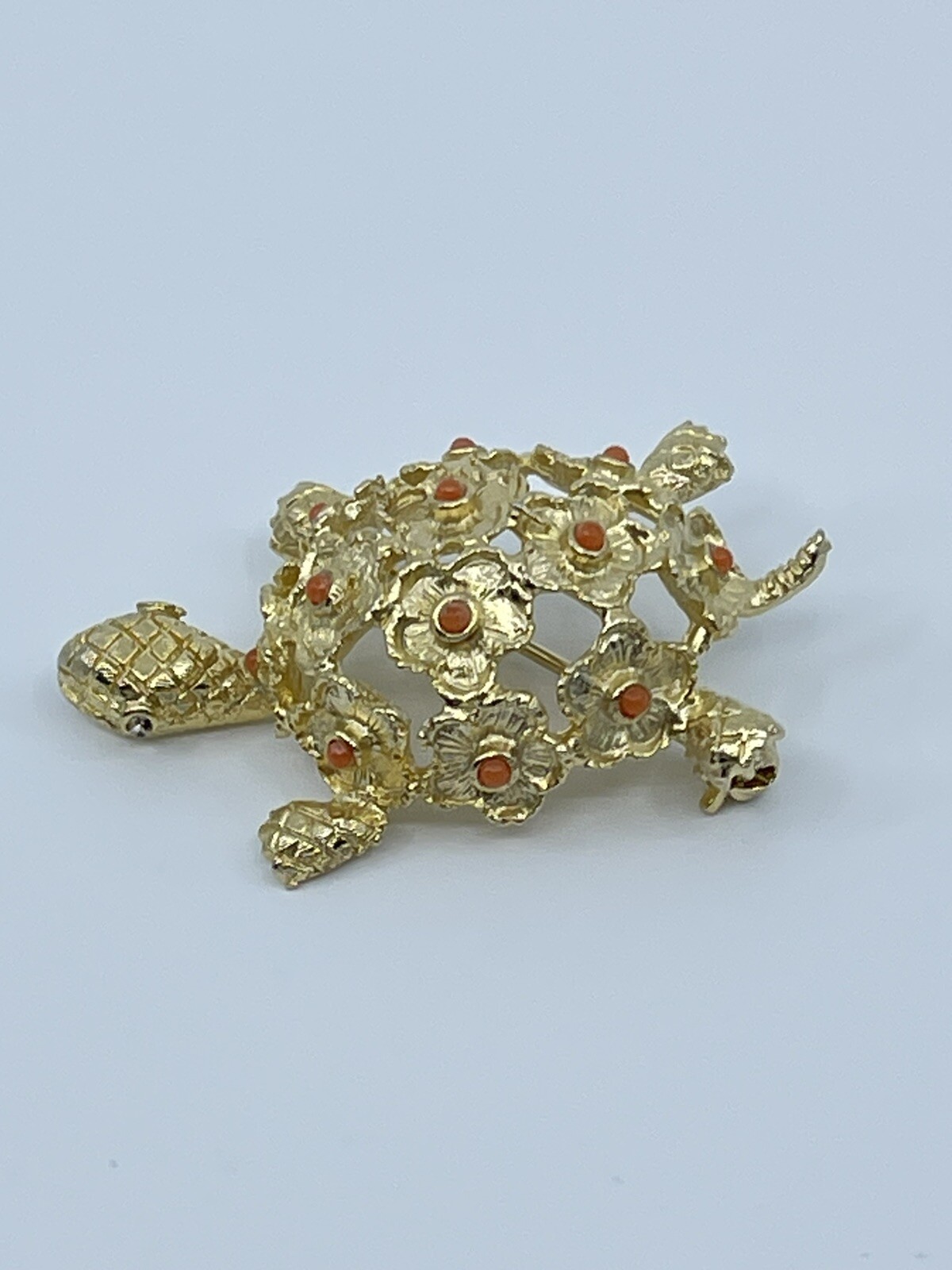 Vintage Brooch Pin De Nicola turtle faux coral and green rhinestone 1-3/4″