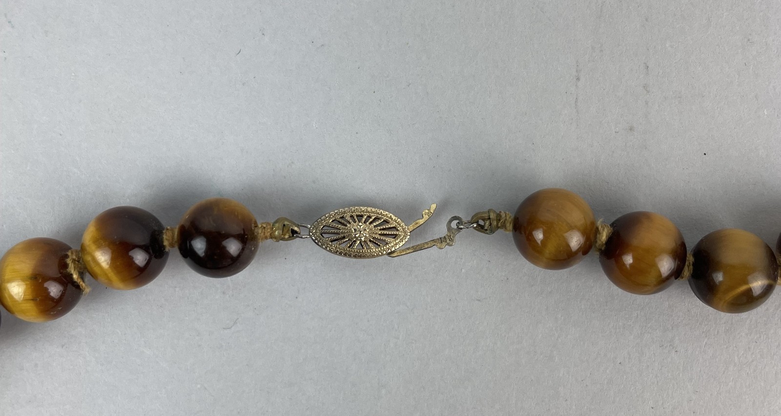Vintage Tiger’s Eye Bead Necklace Fish Hook Clasp 18″