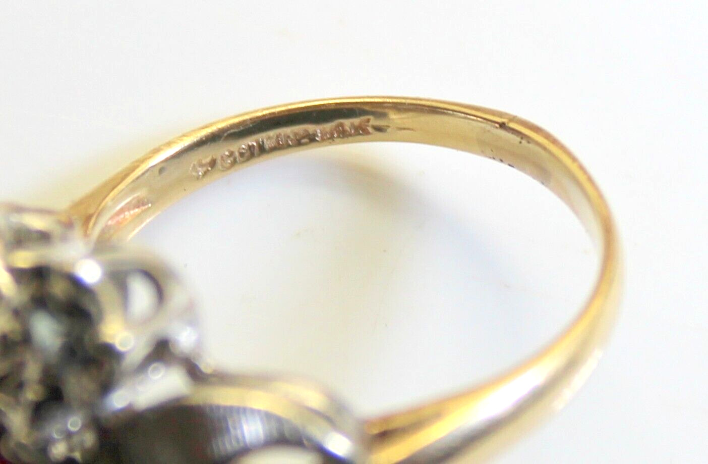 Gorgeous 14K Gold Ladies .35 Ctw Sapphire & Light Blue Topaz Cocktail Ring