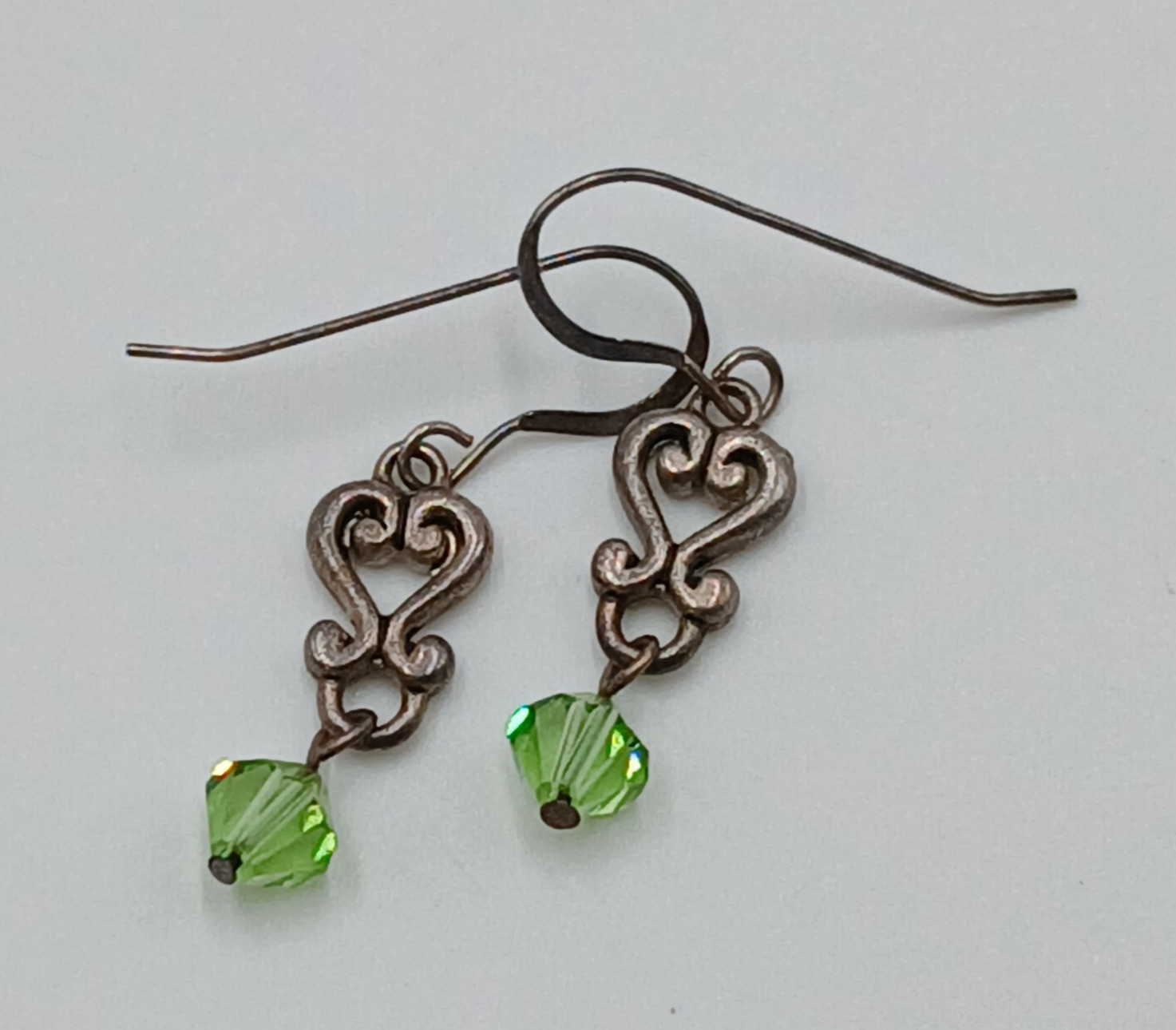 VTG 925 Green Bicone Crystal Earrings 1.25in Drop Sterling Silver Heart Scroll