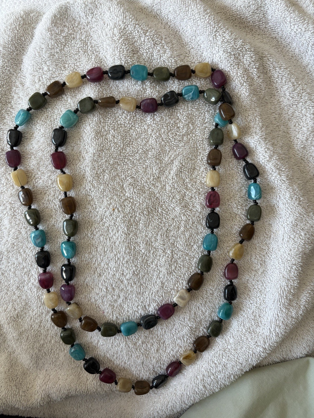 Vintage-style Necklace with Multi Colored Beads Black Cream Purple& Teal Green