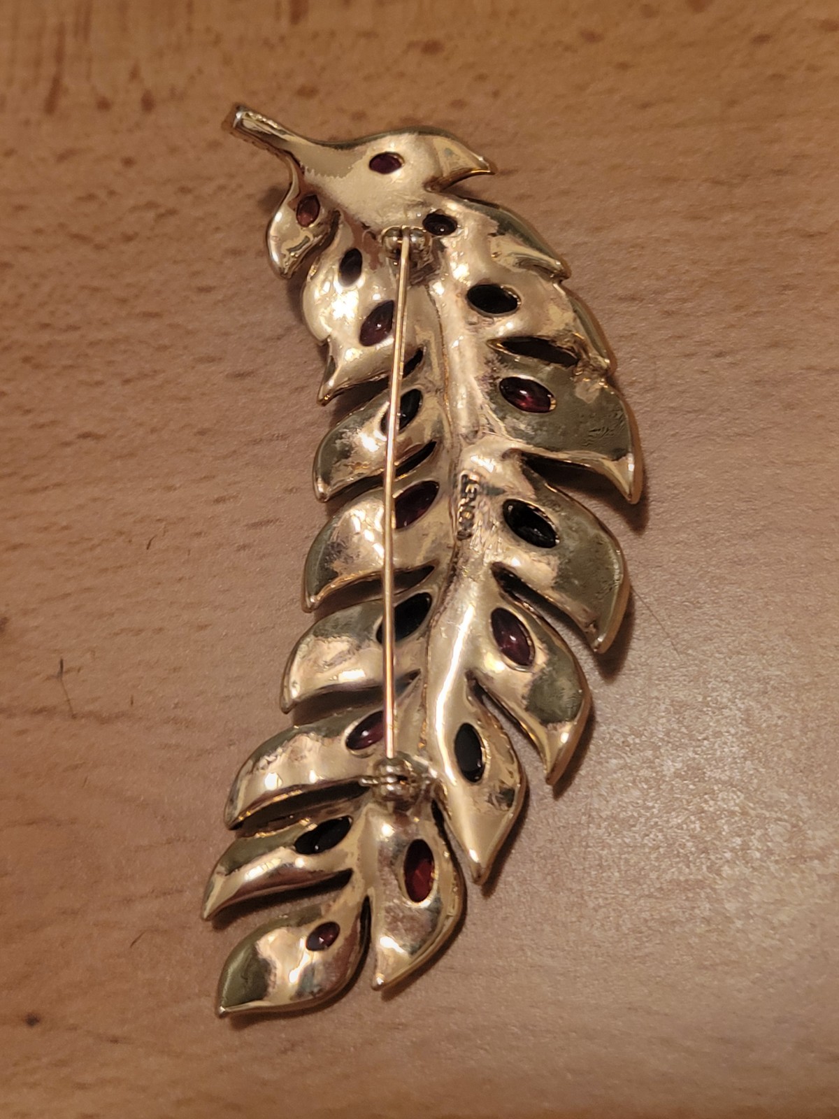Vintage Signed MONET Floral Leaf Brooch Stunning Jewelry CA USA P135