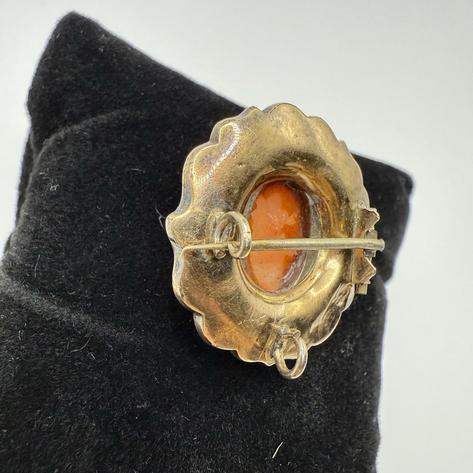 Antique Victorian Era Carved Coral Cameo RARE 3D Bust 10k Gold Frame Brooch Pin