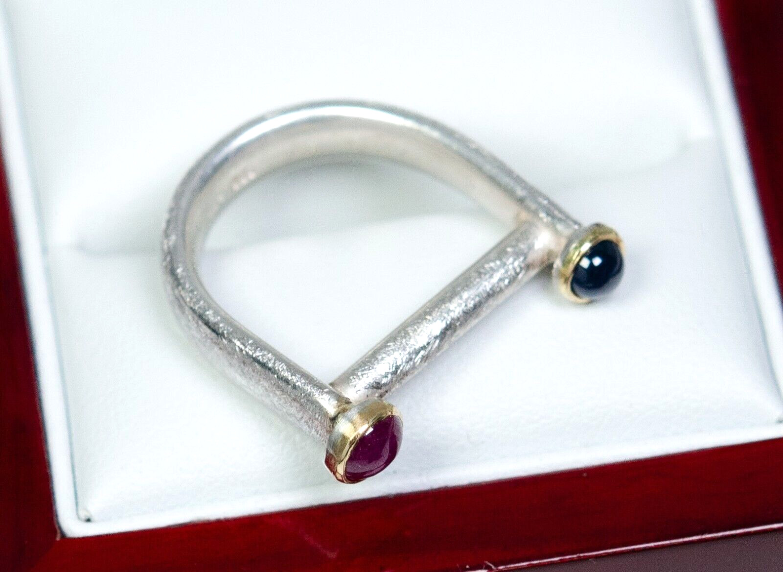 925 Silver/ 14K Gold – Vintage Designer Ring – 0.50 Ct Ruby – 0.35 Ct Sapphire