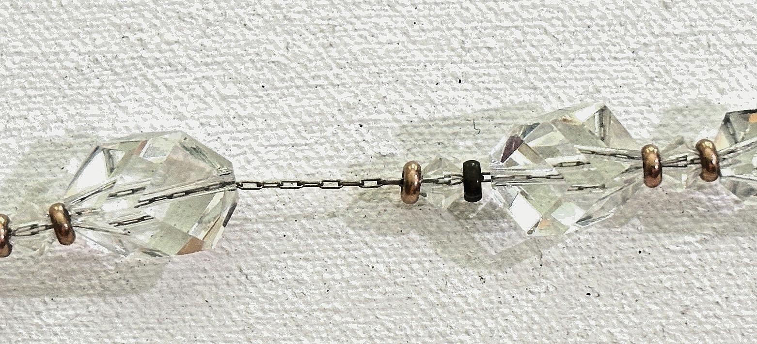 Vintage Art Deco Crystal/Faceted Glass Graduated Beaded Necklace Strung on Chain