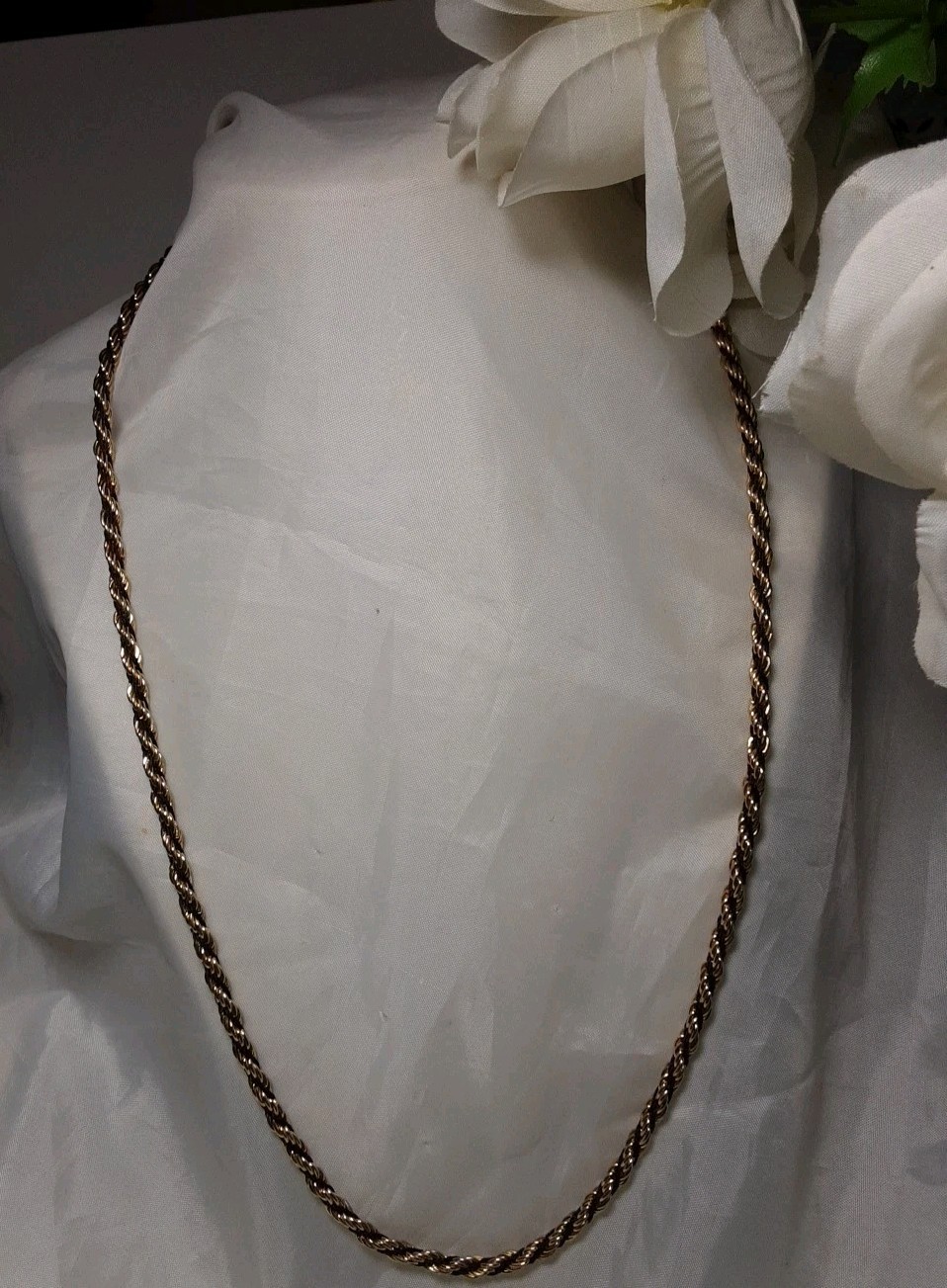 Necklace Gold Tone Metal & Blackish Tread Twisted 24″ Vintage Jewerly