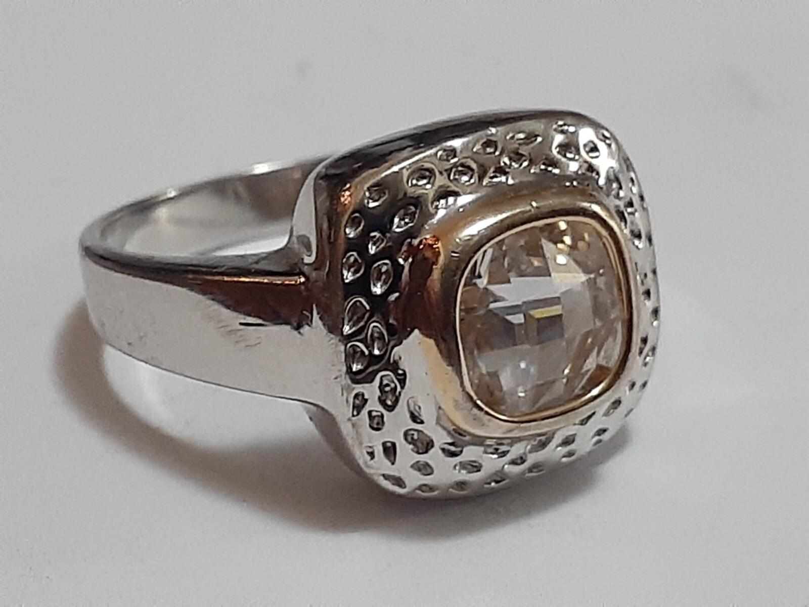 18K GE cocktail ring channel set cushion cut clear CZ stone size 8.5