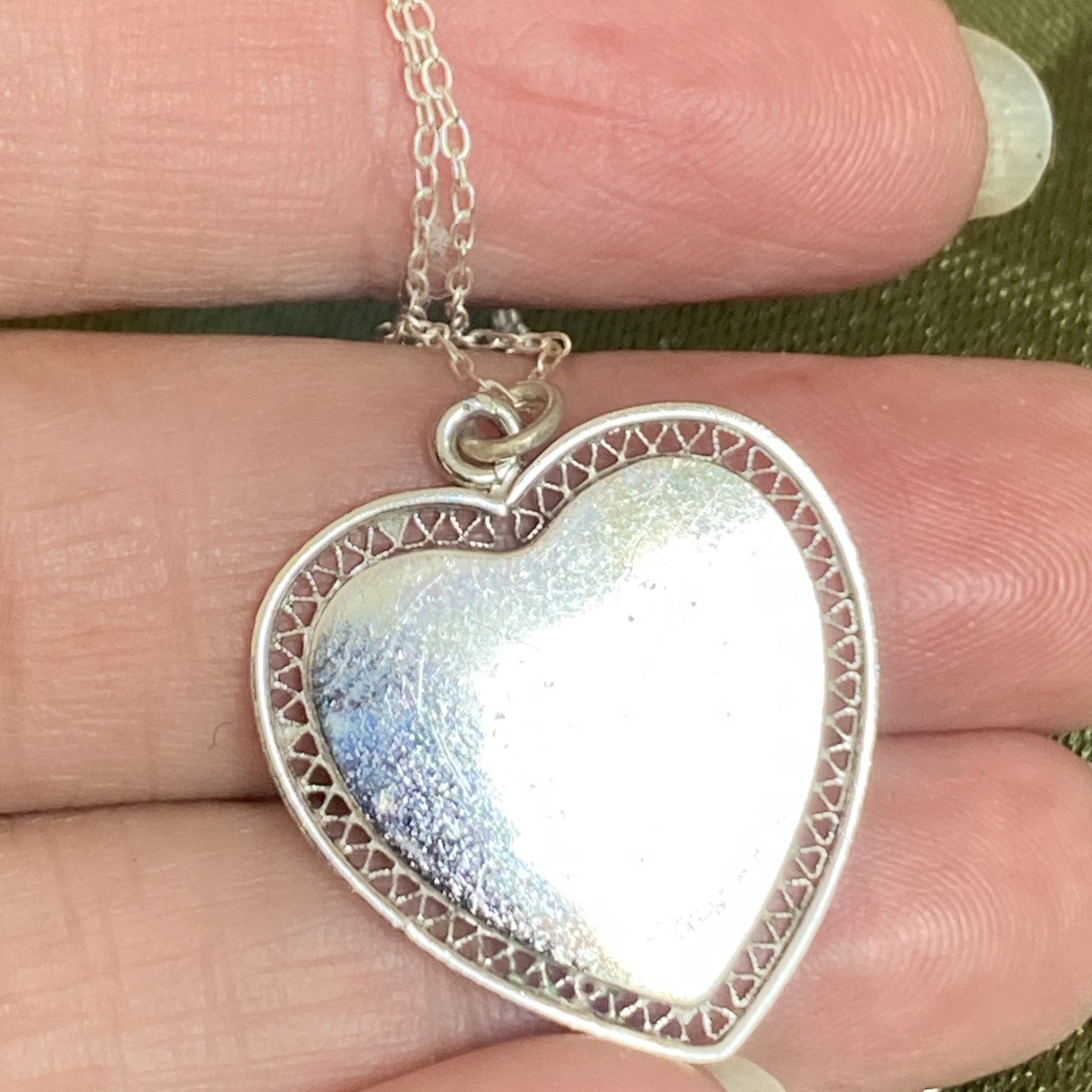 Vintage Very Old 1971 Sterling Silver Openwork Filigree Heart Necklace 18″ 925