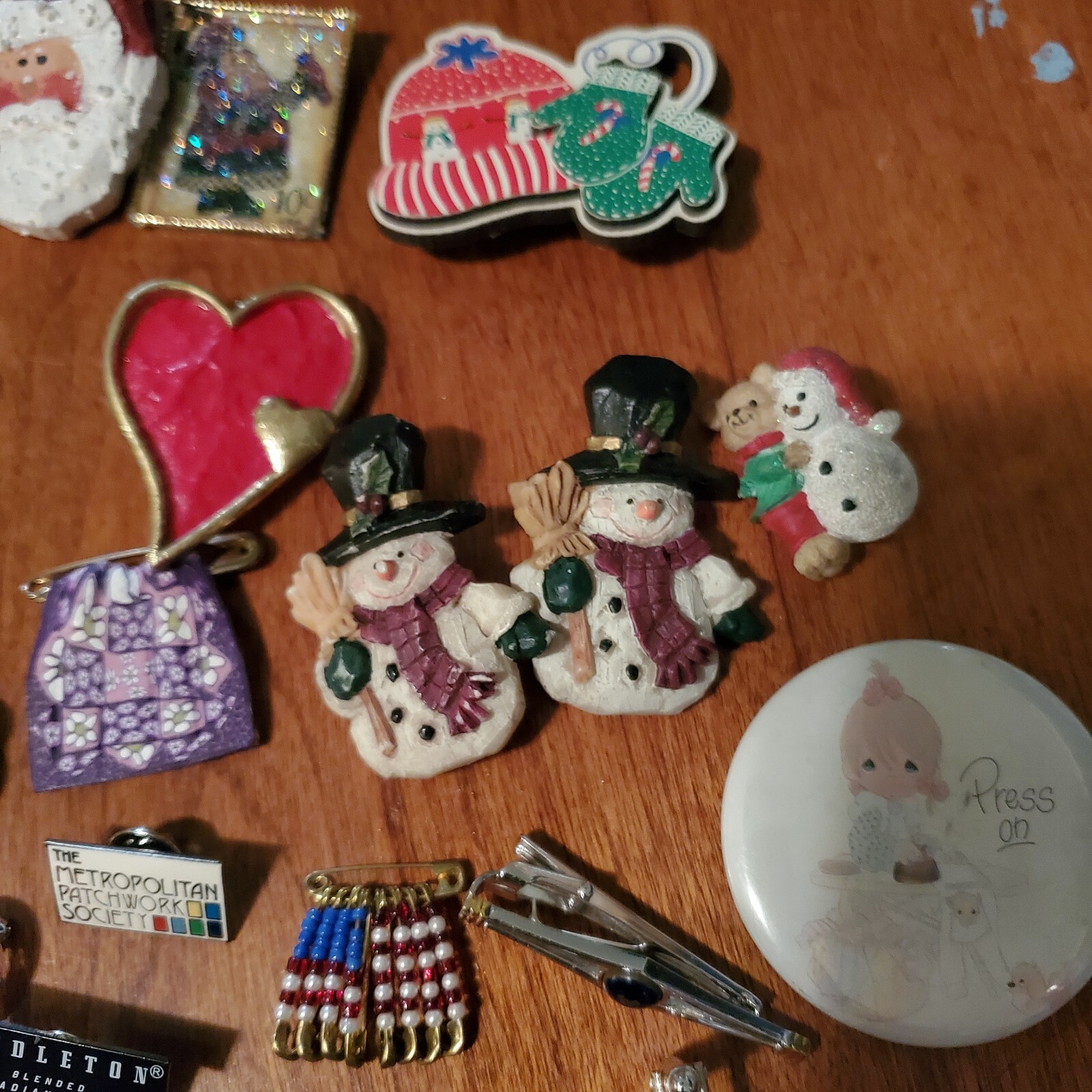 Vintage Rhinestone Resin Metal Pin Lot 24 Brooches 2 tie clips and 1 cuffling