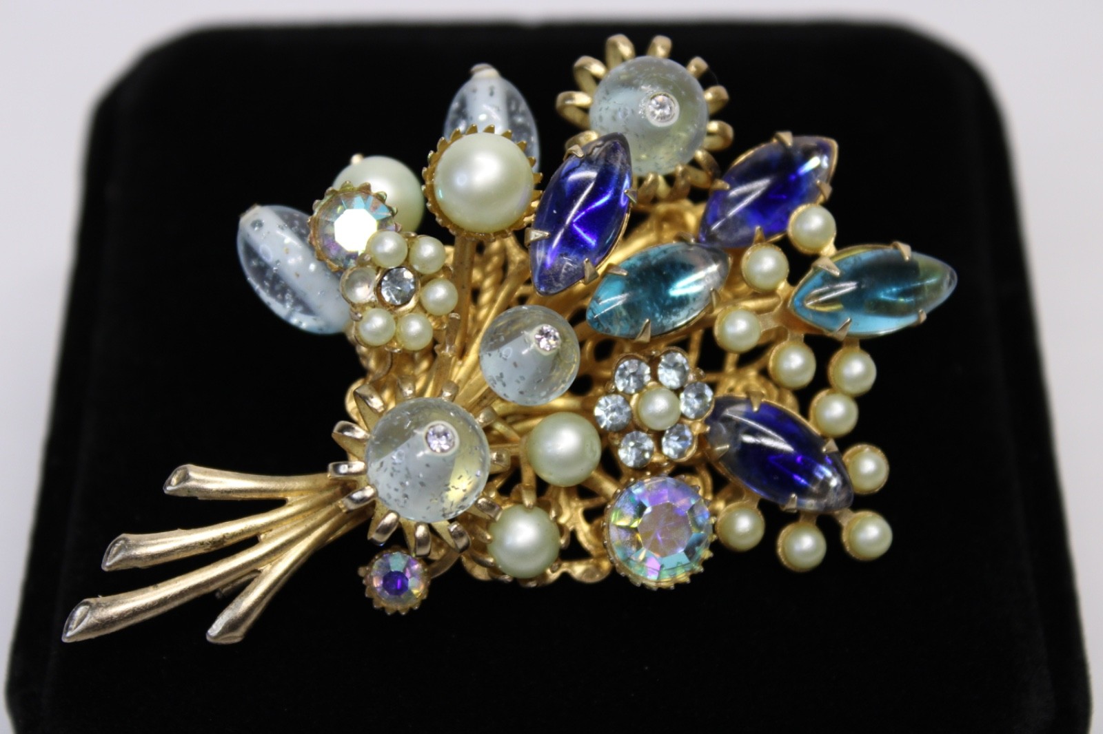 Vintage Rhinestone Faux Pearl Brooch Clip Earrings Set Blue AB Gold Tone Retro