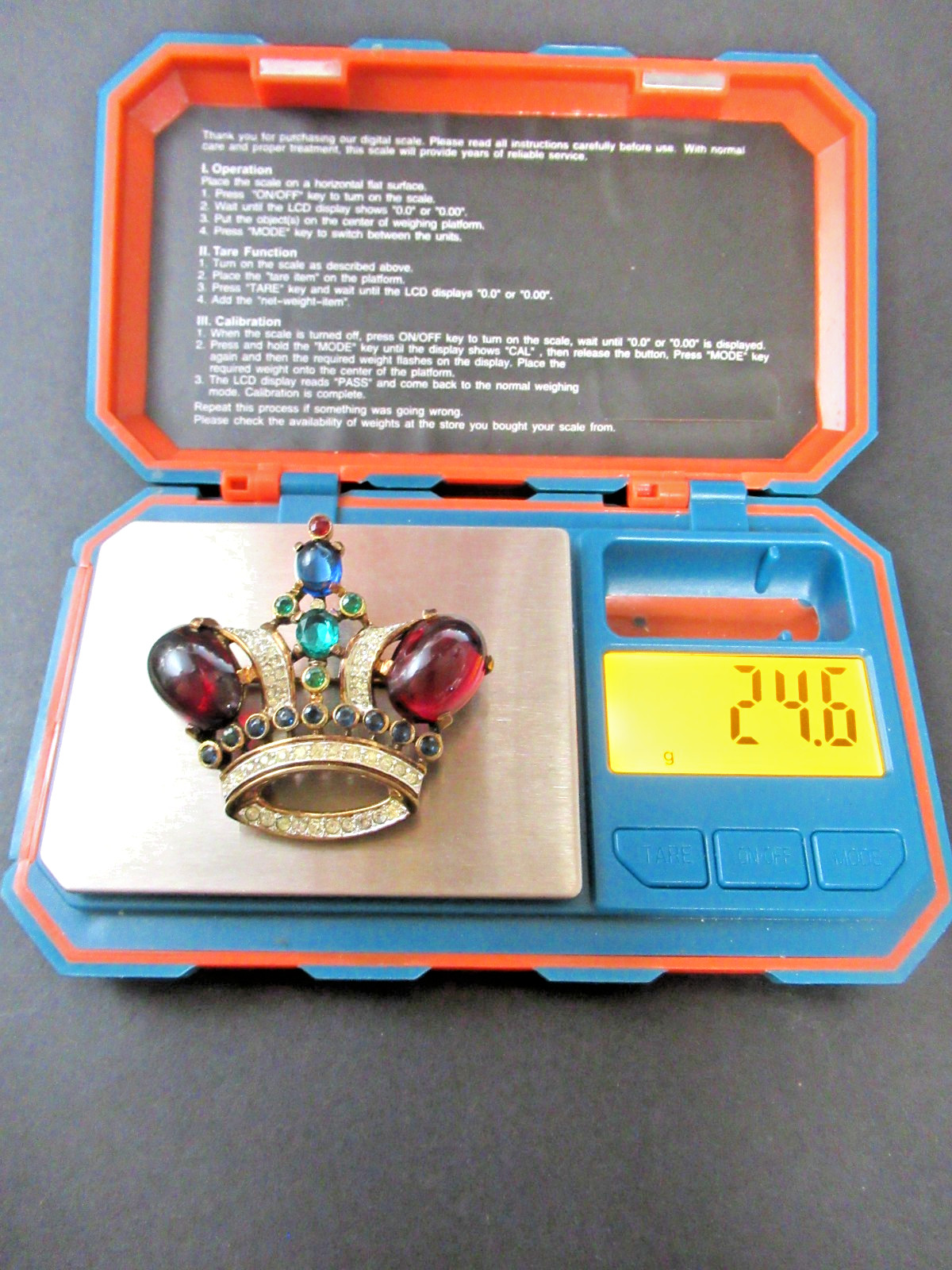 Vtg Alfred Philippe CROWN TRIFARI Red Blue Cabochon Jelly Belly LARGE Brooch