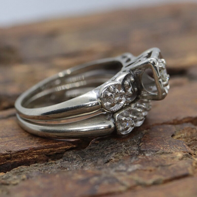 2 CTW White Round Simulated Diamond Art Deco Antique Style 925 Silver Ring Set