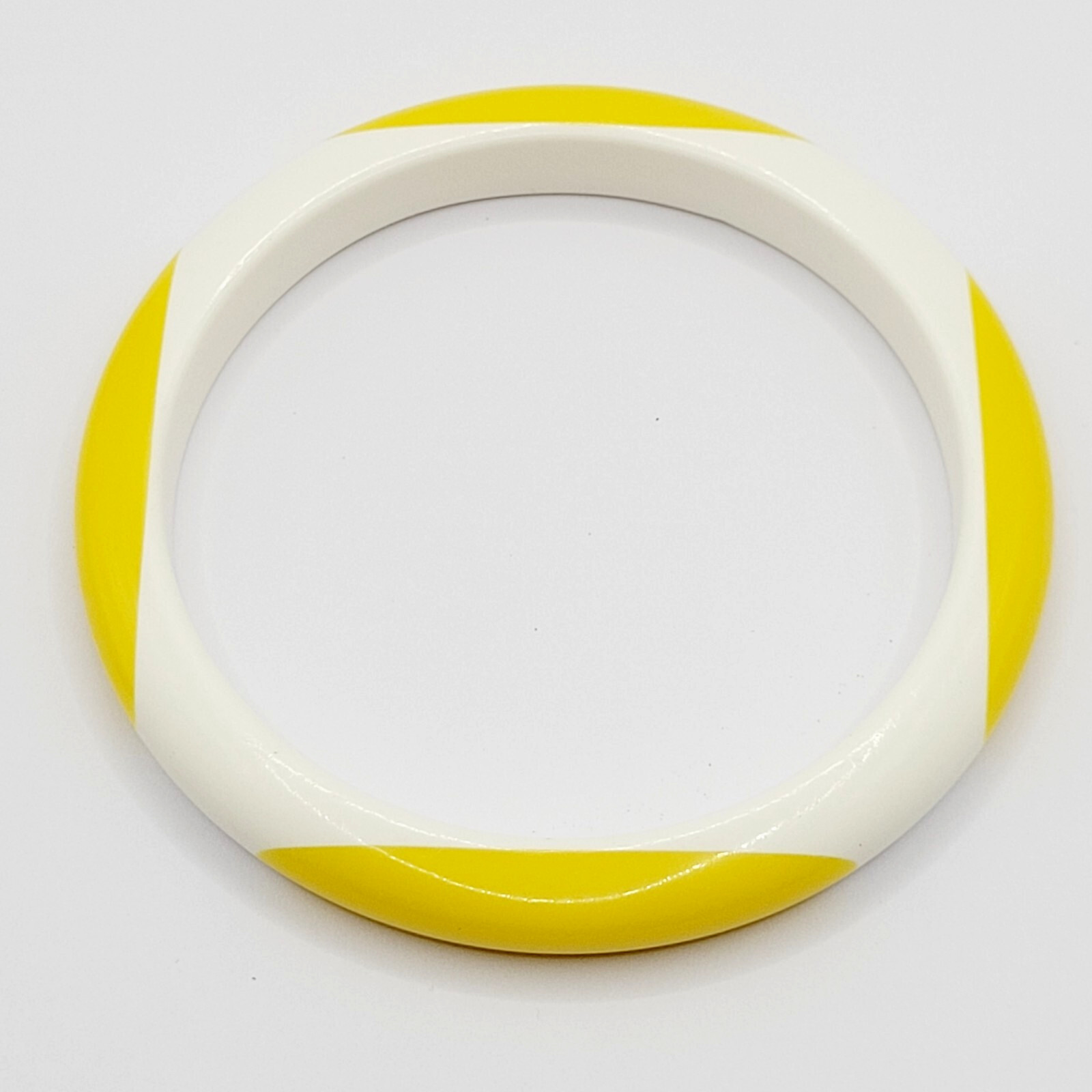 Yellow and White Lucite Vintage 1980s Bangle Bracelet Retro Style