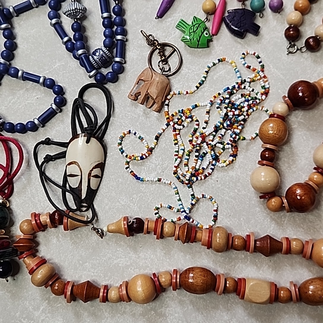 Vintage Wood Beaded Necklace Lot Shell Chunky Fish Raccoon Mask Ethnic