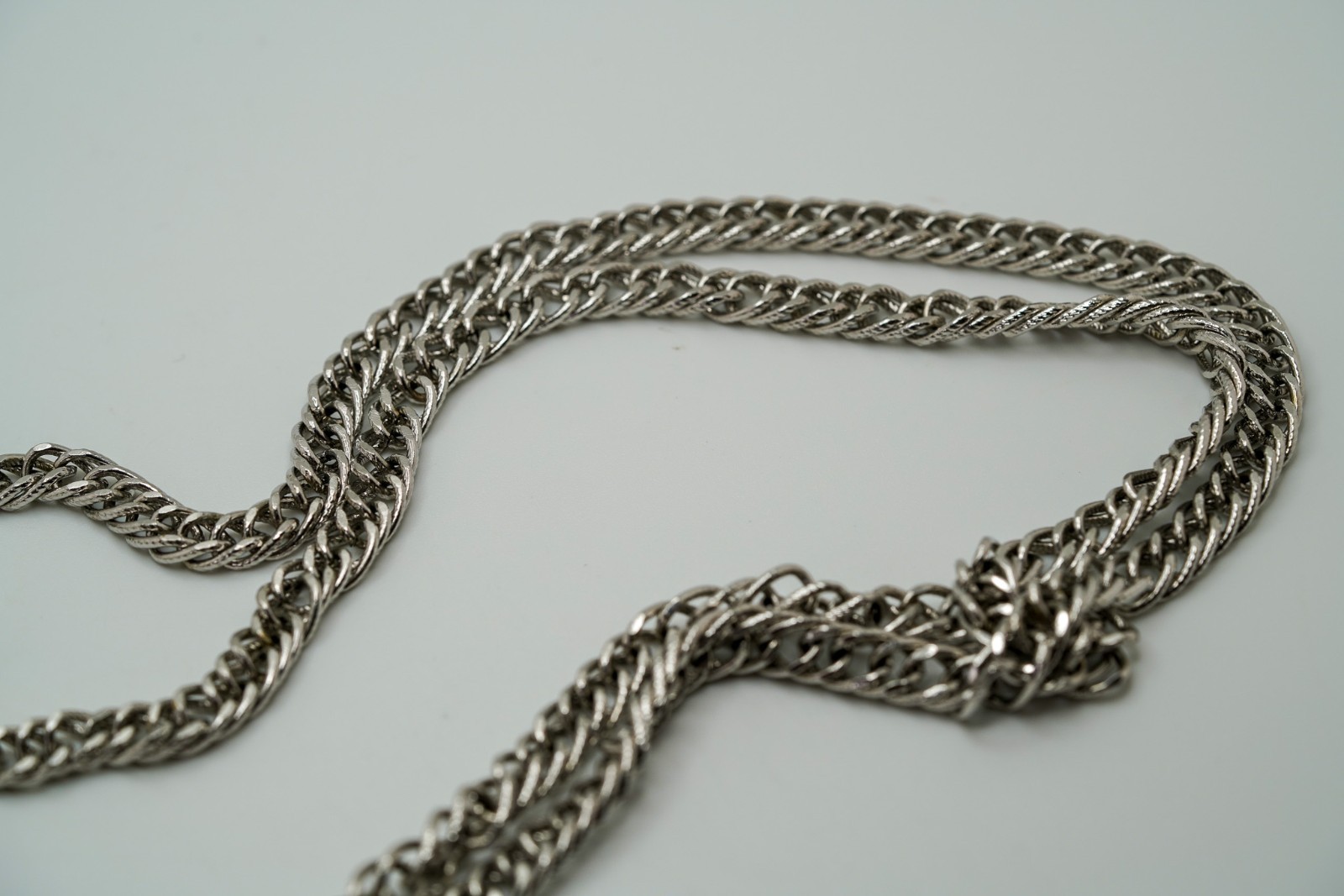 Vintage Silver Tone Trifari Long Wrap Curb Chain Necklace 52″ x 6mm JB39