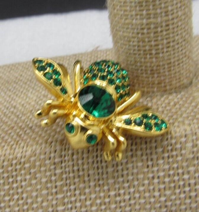 JOAN RIVERS MAY SWARVOSKI CRYSTAL EMERALD BIRTHSTONE BEE BROOCH PIN NEW