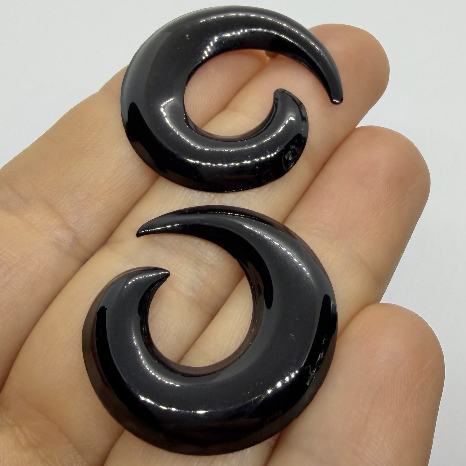 Vtg 80’s Retro Black Enamel Curl Swirl Goth Punk Statement Earrings Post Large