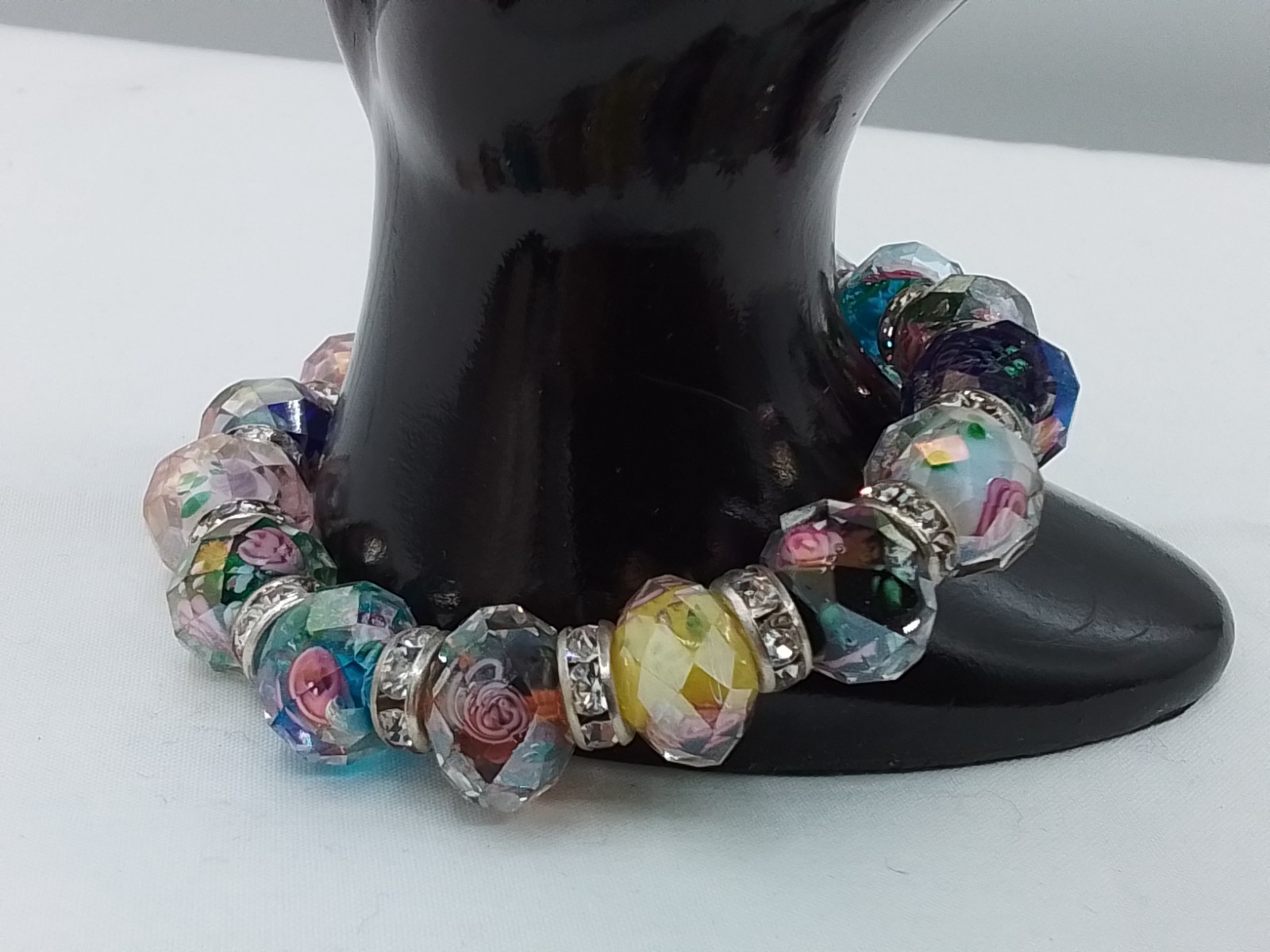 GLASS FACETED BEADED MILLEFIORI STRETCH BRACELET ROSE FLORAL AURORA BOREALIS VTG