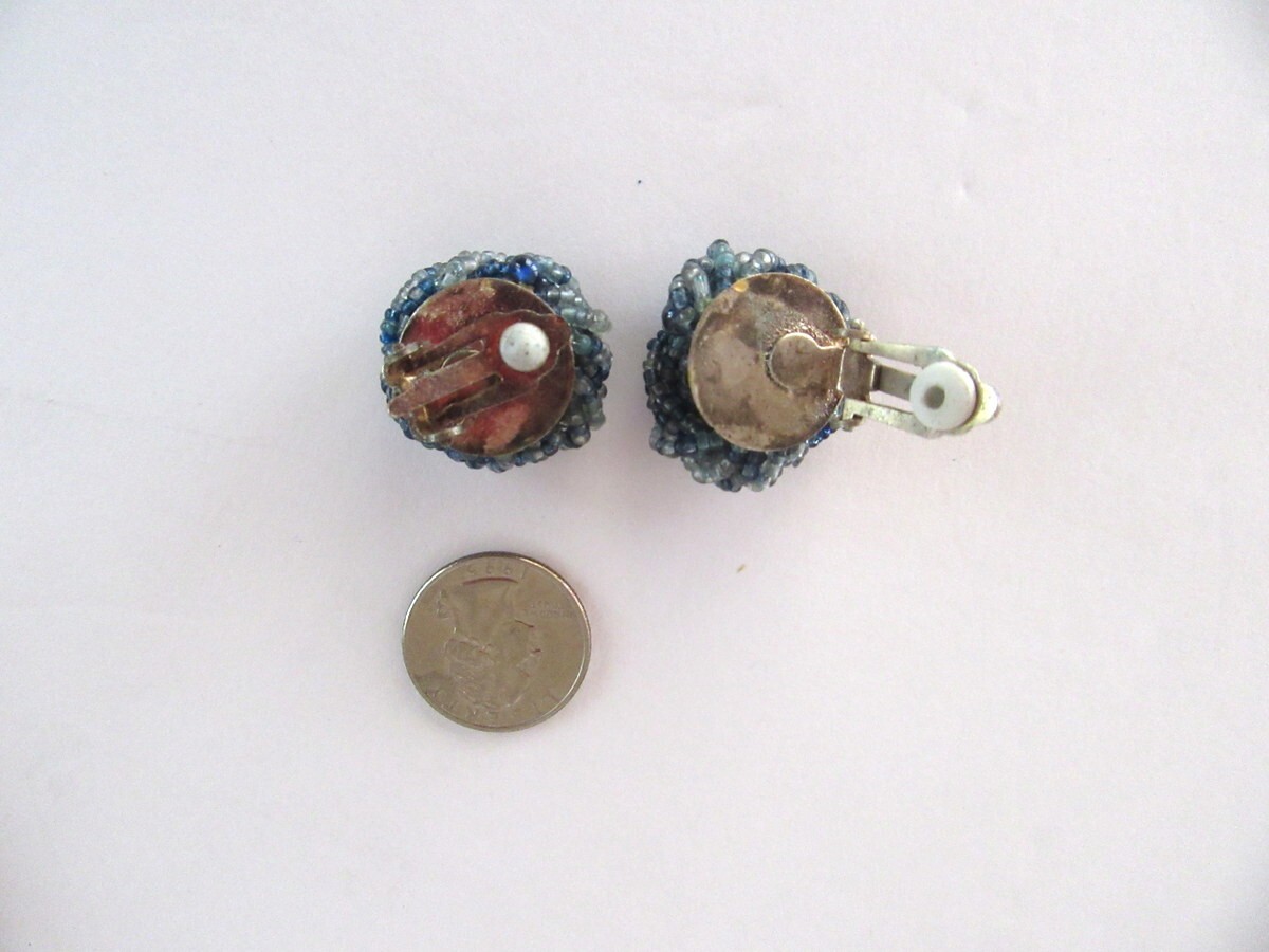 Vintage blue & gray torsade beaded necklace & clip on earrings MCM – Mid Century
