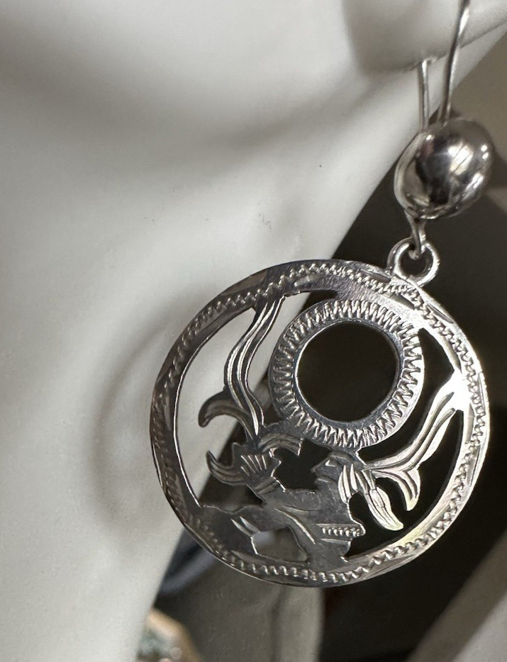 Vintage 900 Silver Guatemala Tribal Warrior Ornate Etched Dangle Earrings