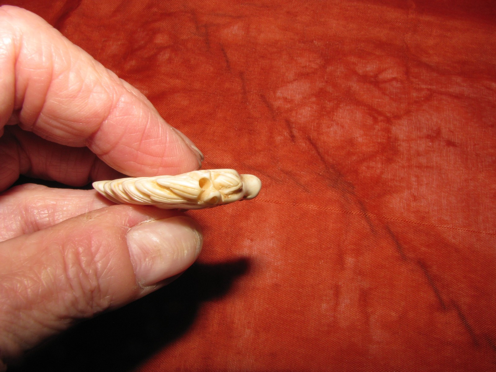 Ivory Colored Carved Horse Head Bead/Pendant 1-1/4″ L by 1-1/2″ Across