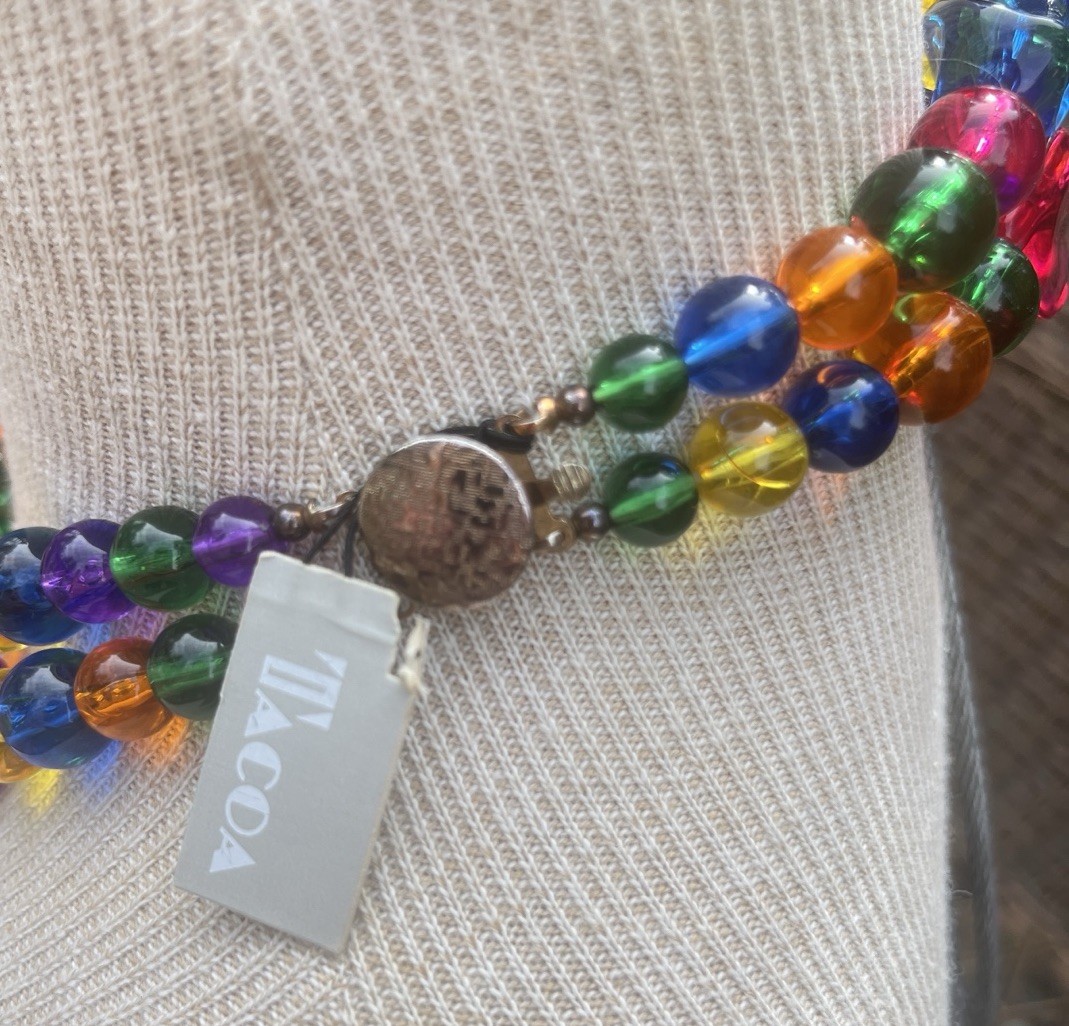 Vtg 1980’s Chunky Tacoa Graduated Lucite or Acrylic Colorful Beaded Necklace