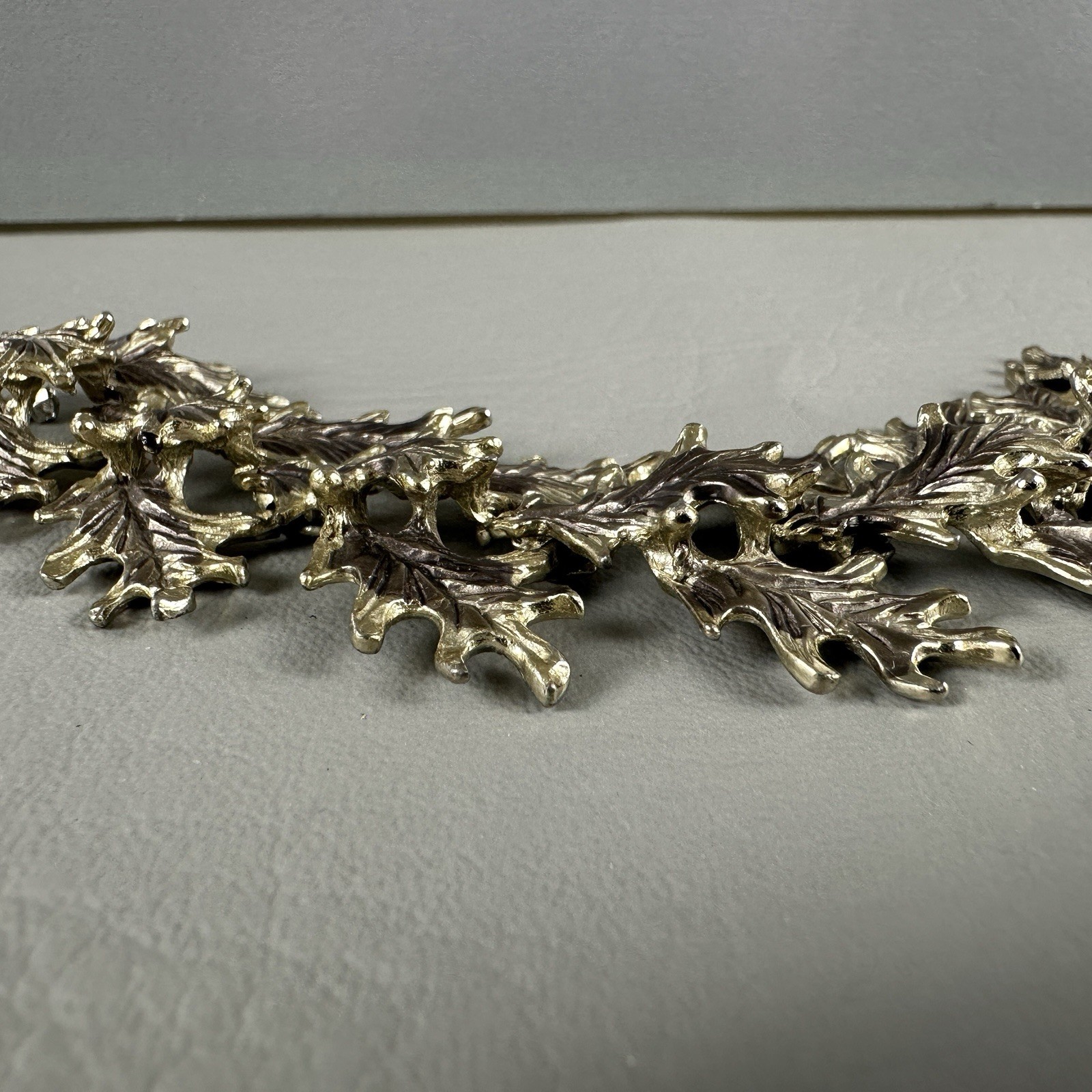 Vintage Leaf Bracelet Articulated Nature Gold Tone Botanical 6.5″