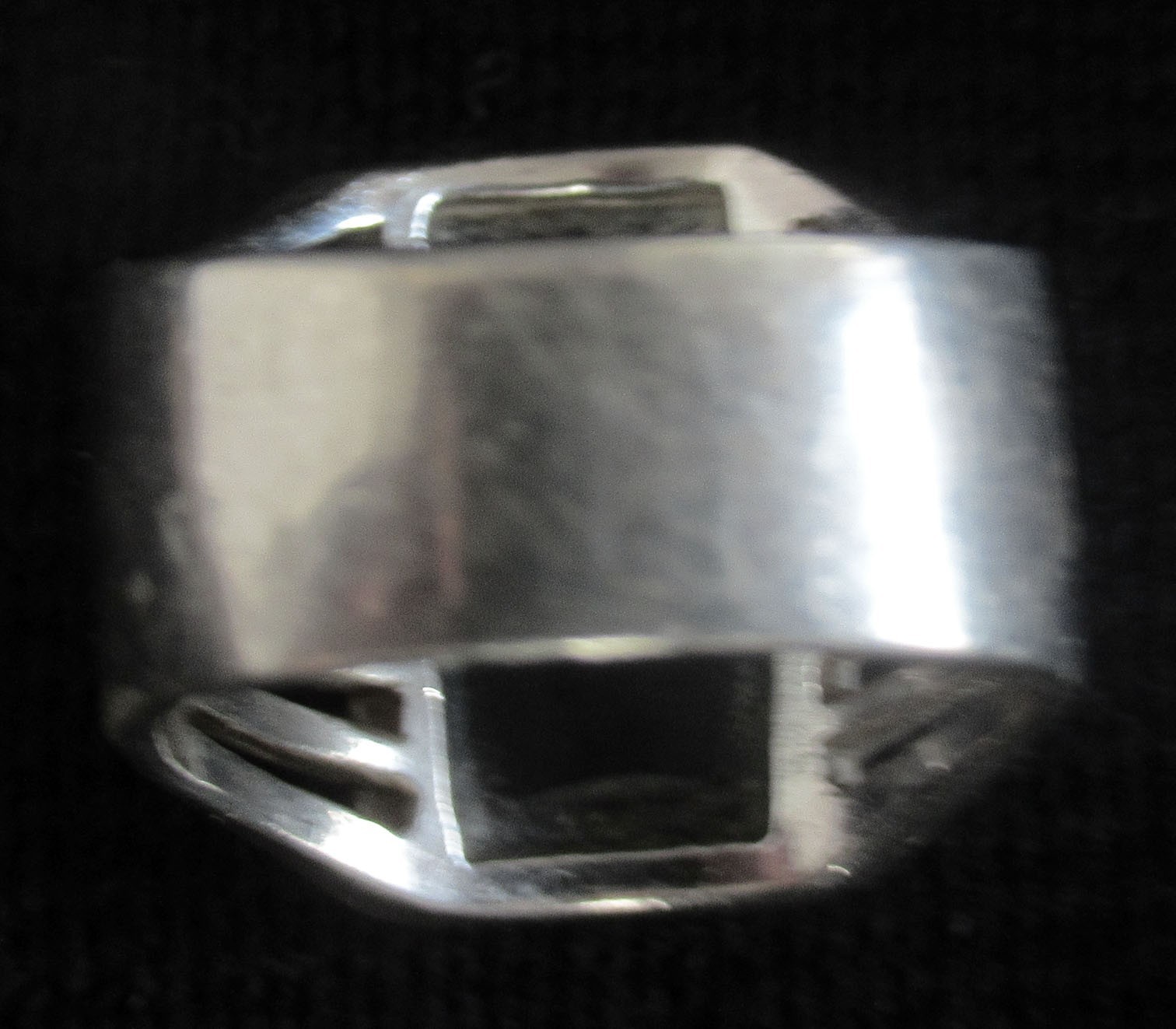 MEN’S STERLING RING by CW SIZE 8, 8.5 GRAMS, UNISEX