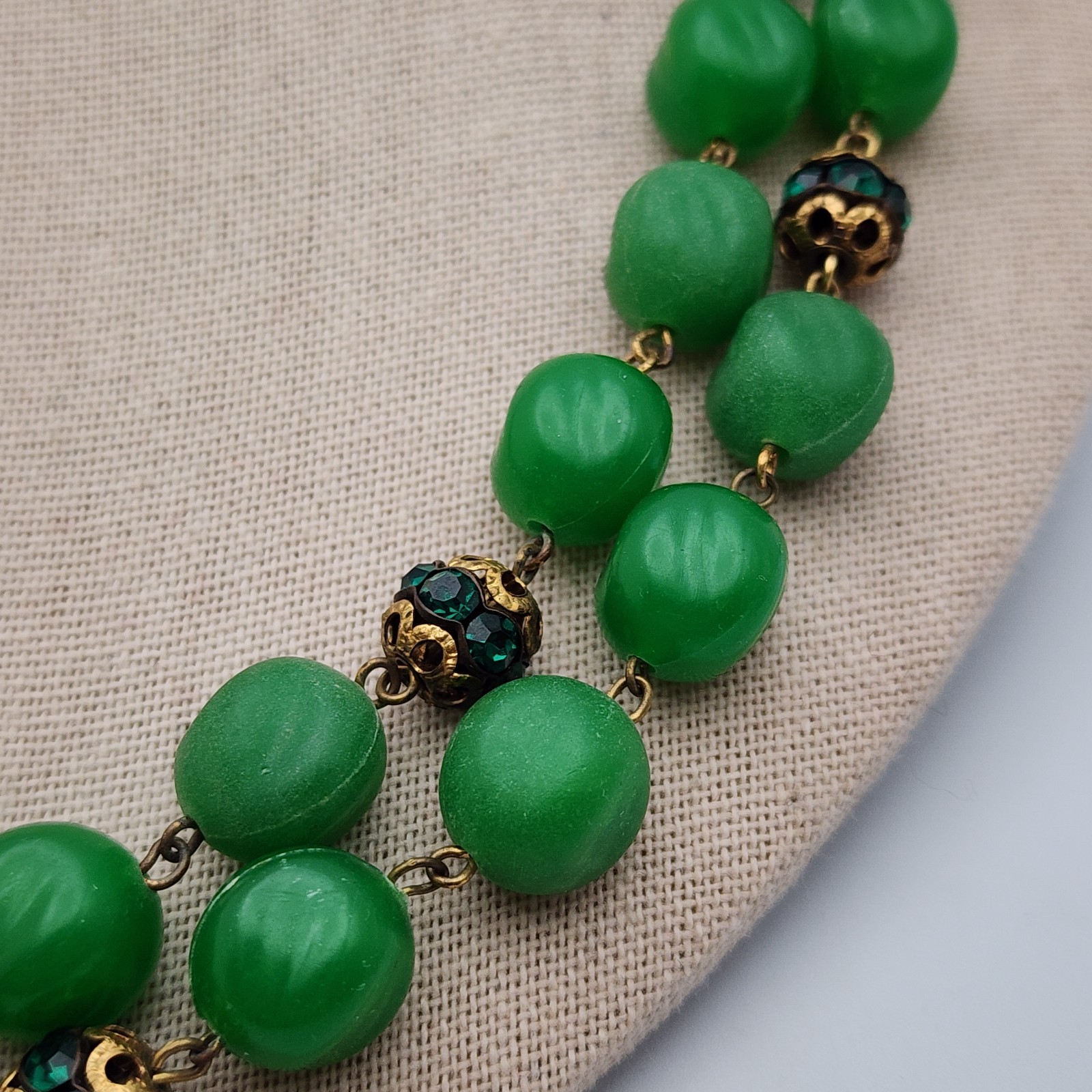 Vtg Green Austrian Crystal Molded Acrylic Bead Necklace 2 Strand 1950s Gold Tone