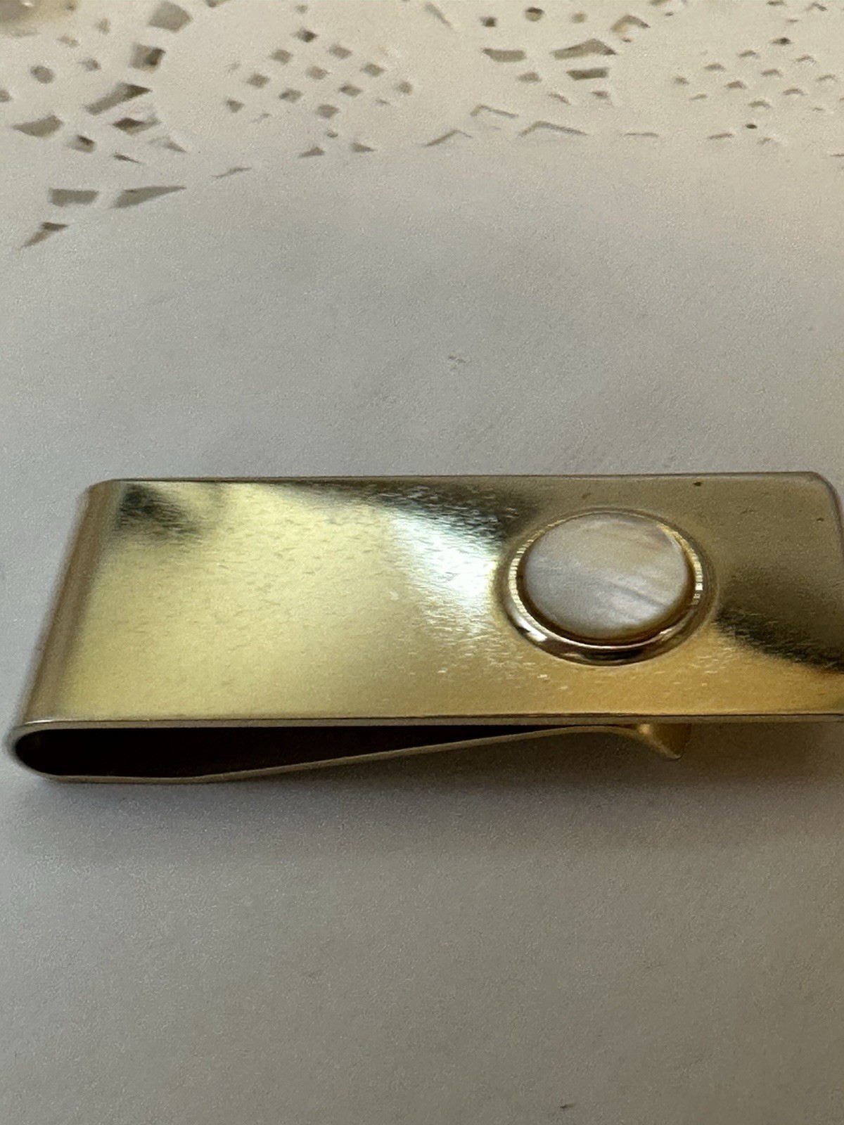 Lot Of 3 Men’s Accessories Cuff Links Tie Clip Money Holder MOP VINTAGE