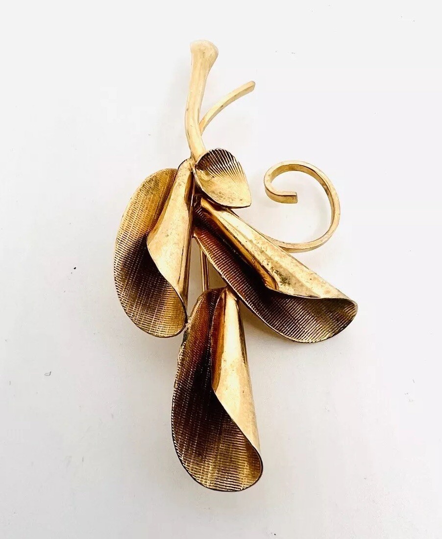 P. Inc Gold Filled Flower Leaves Brooch Curled Petals Signed Vintage Jewelry