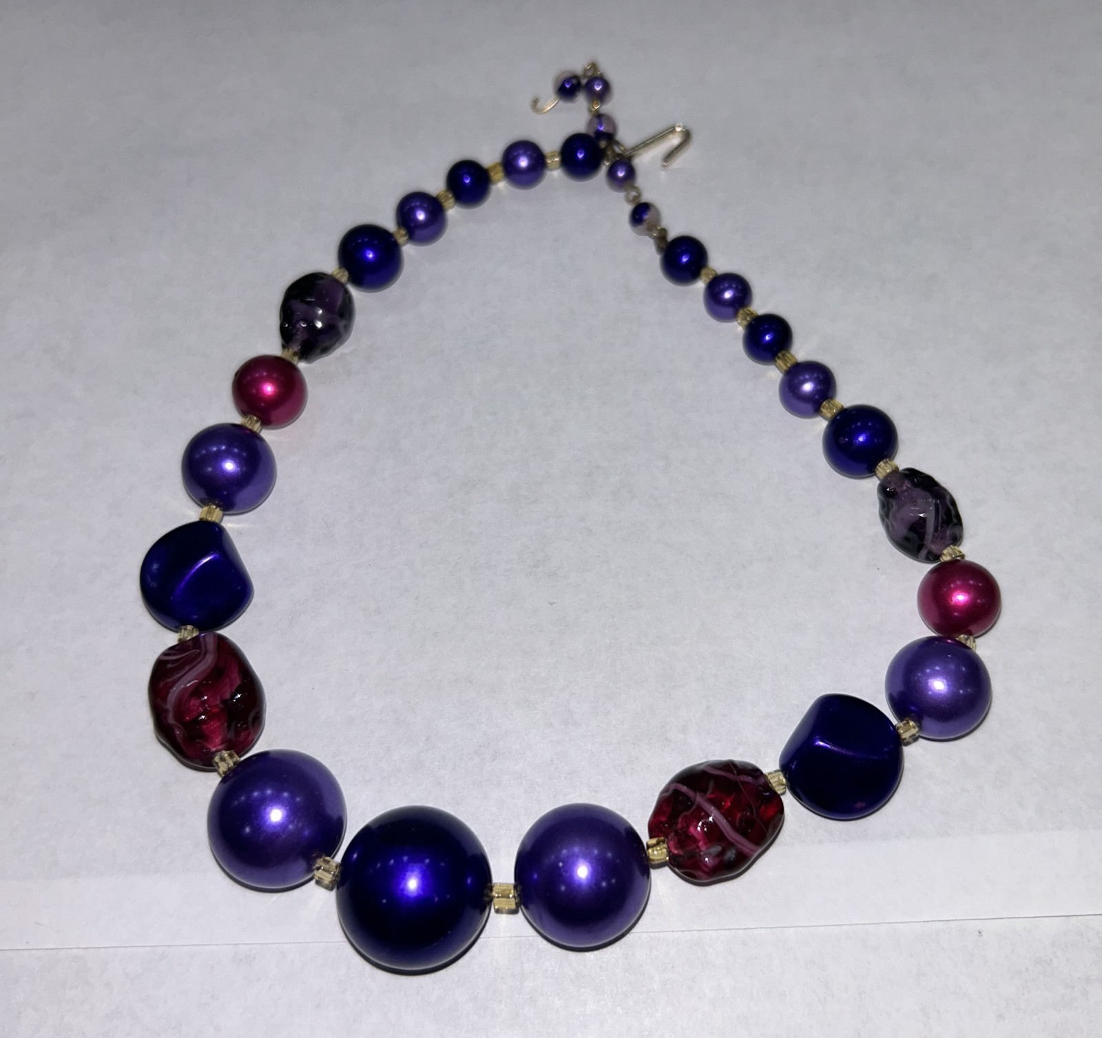 Vintage chunky beaded necklace- purple fuchsia wine beads in different shapes