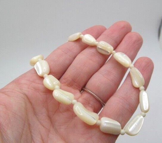 Vintage Japan Iridescent White Mother of Pearl 8.75mm Barrel Necklace 17.5 In