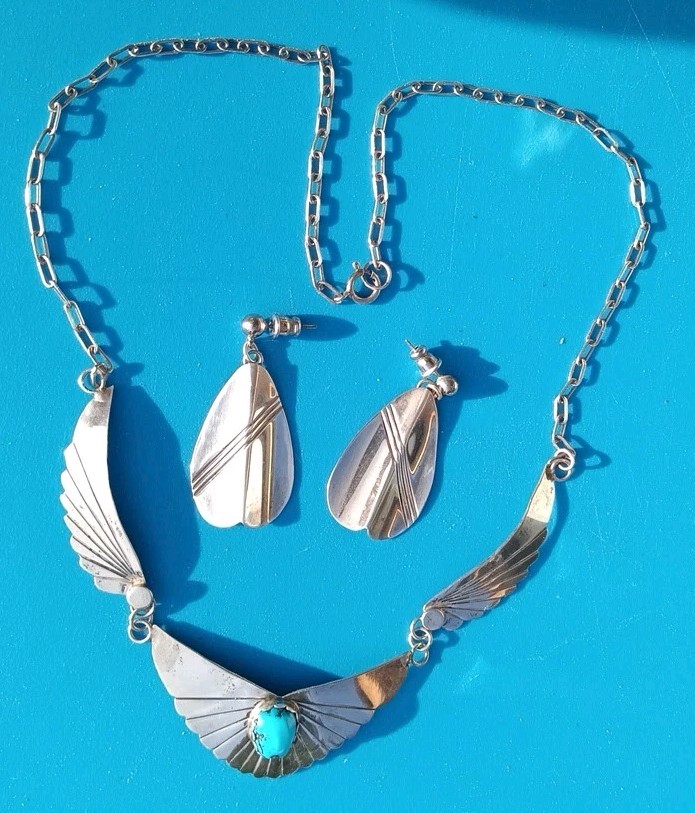 TURQUOISE NAVAJO STERLING SILVER FEATHER NECKLACE & EARRINGS