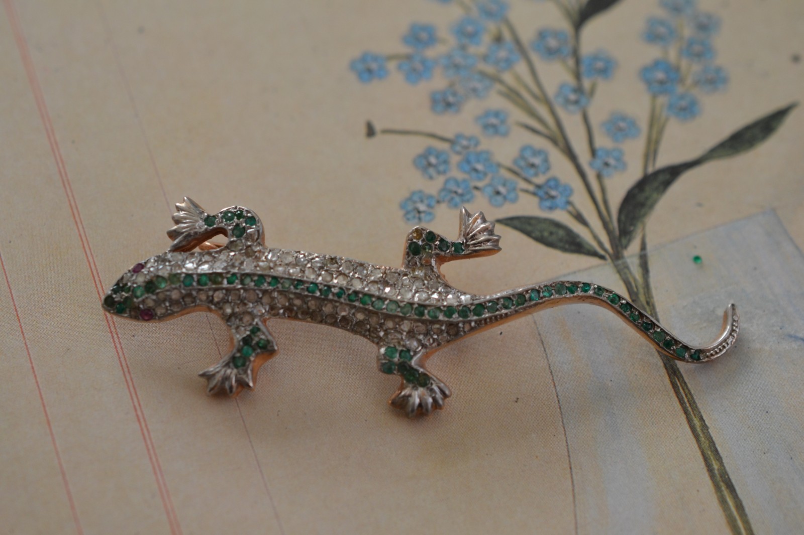 Antique Estate 18k Gold Diamond Emerald and Ruby Lizard Pin Brooch 12 Gr