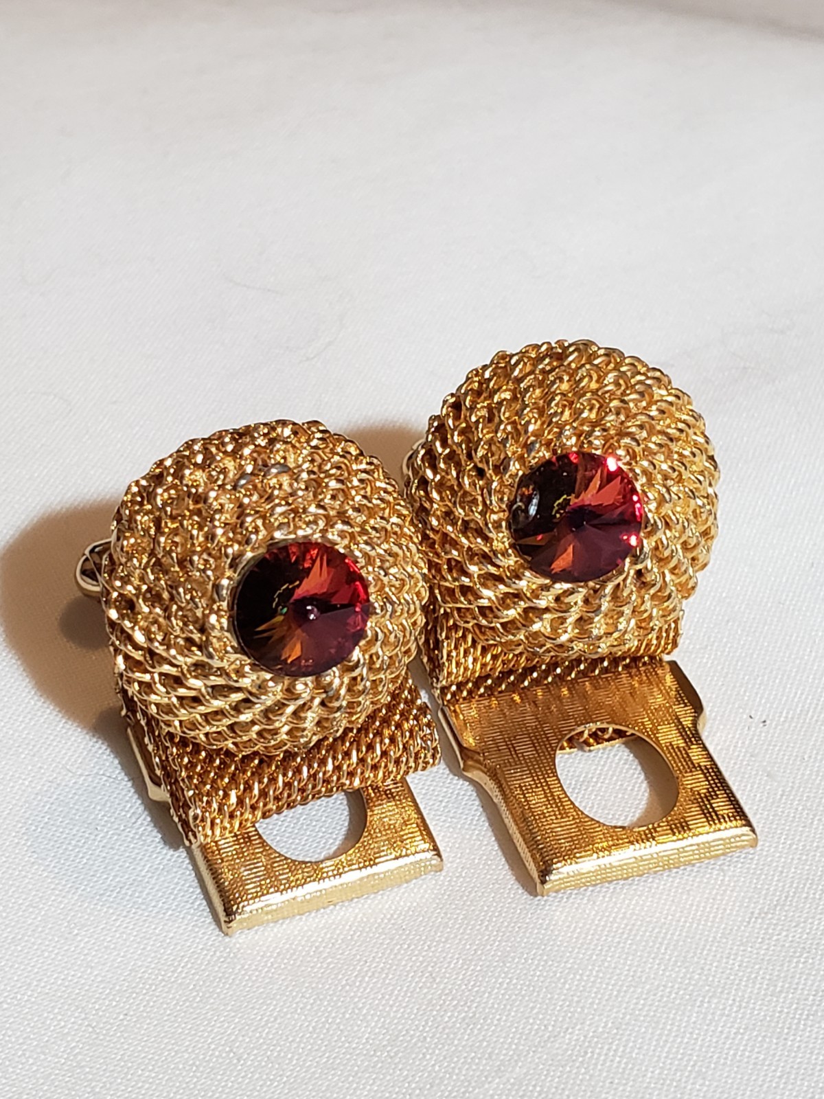 Vintage Cufflinks Tie Tack Set Hadley Gold Tone Mesh Wrap Red Rivoli Mid Century