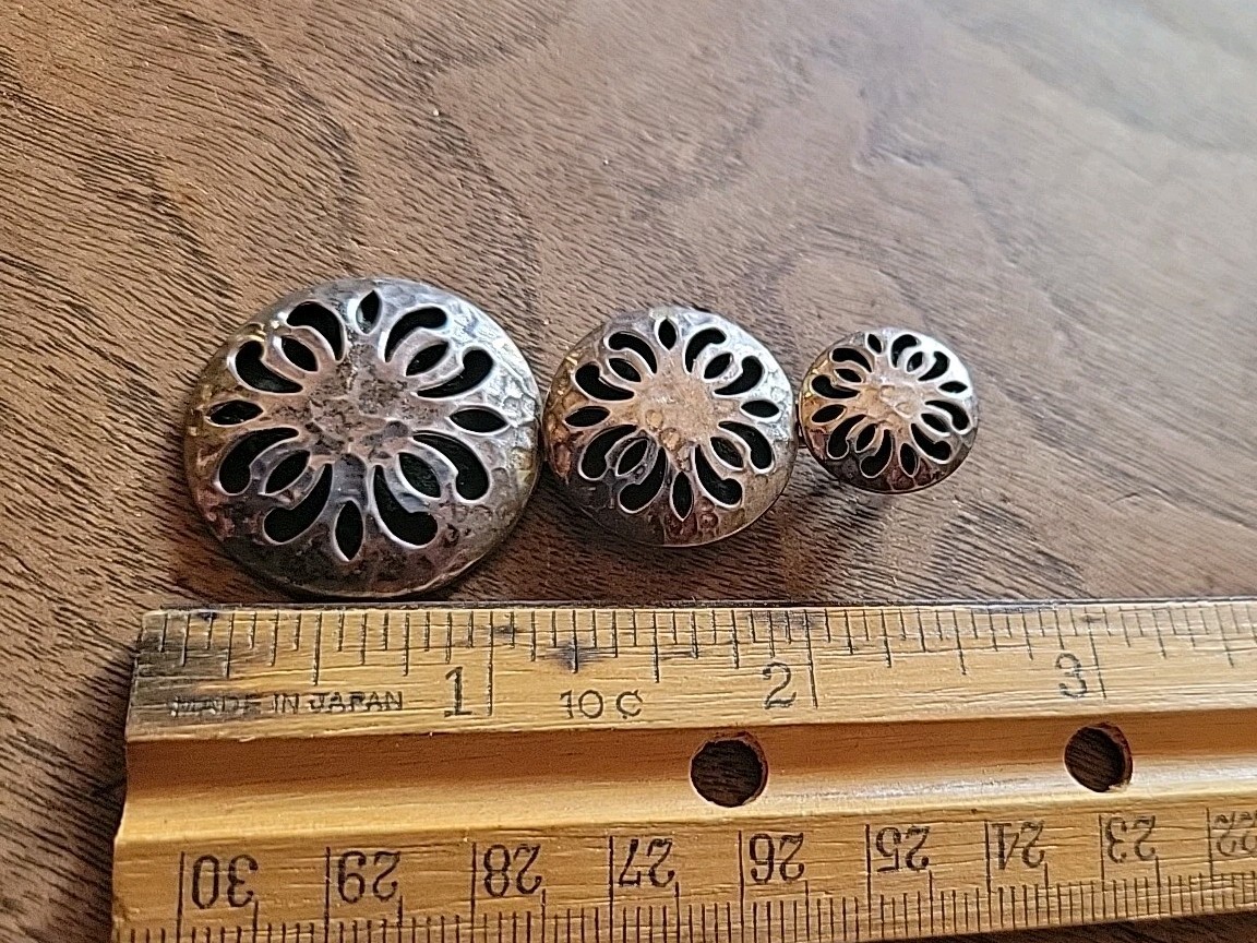 Vintage ATI MEXICO Sterling Silver Hammered Floral Cutout Discs Pendant