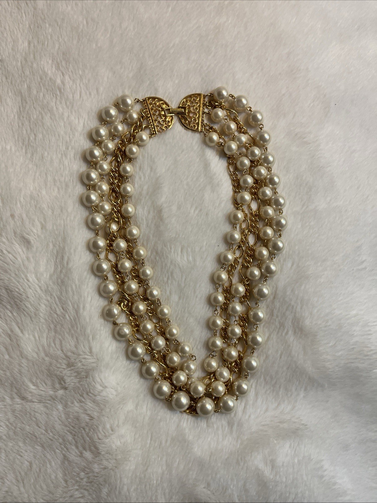 Vintage 5 STRAND GOLD TONE CHAIN AND FAUX PEARL NECKLACE CHOKER Stunning