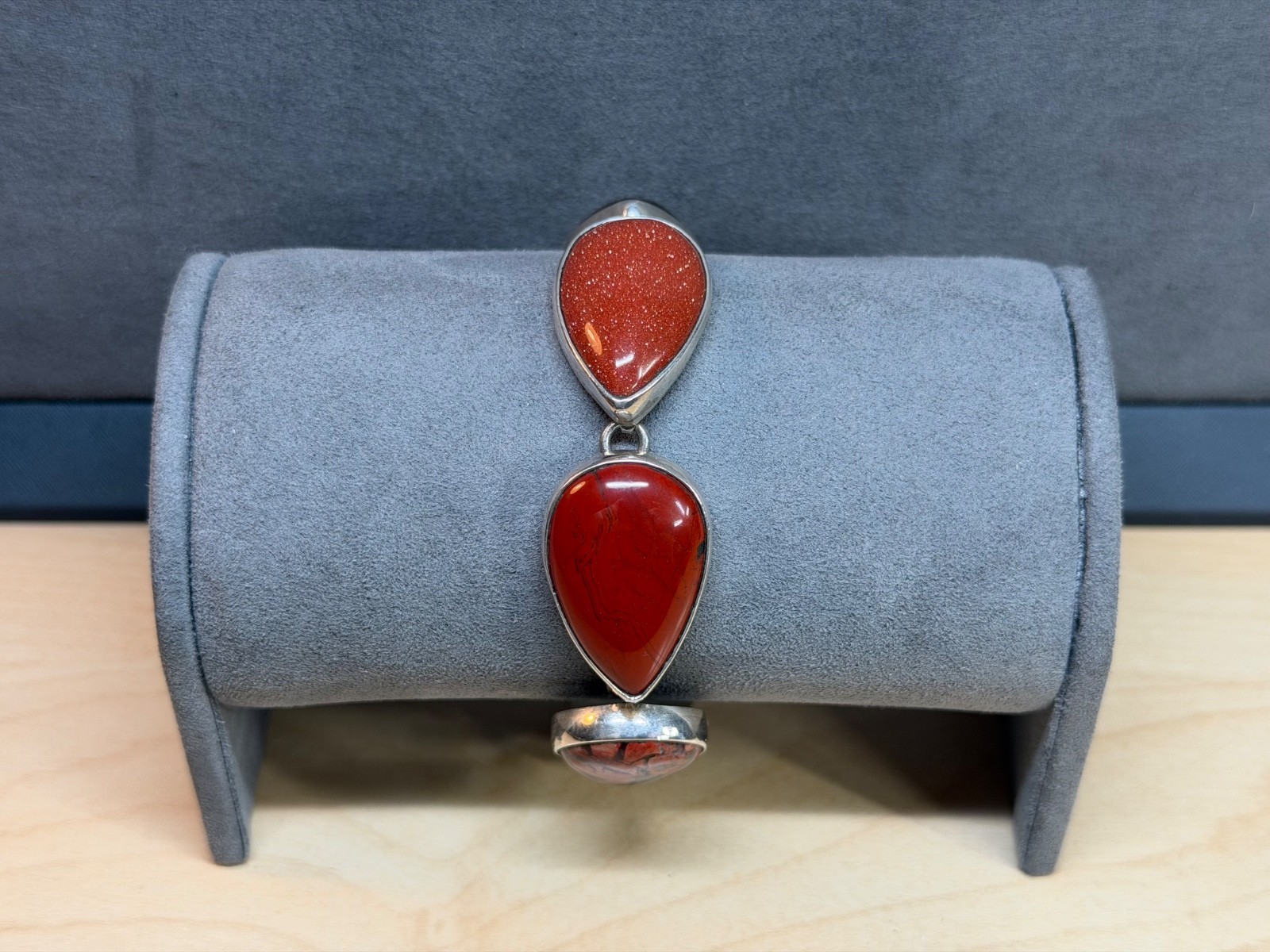 Vintage LOS CASTILLO Mexico Sterling Silver Red & Poppy Jasper Cabochon Bracelet