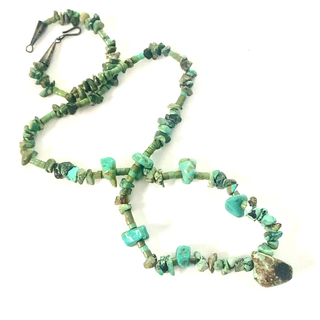 VTG South W Native TURQUOISE NECKLACE 22″ Nuggets Silver Cones Hook Clasp 70-80s