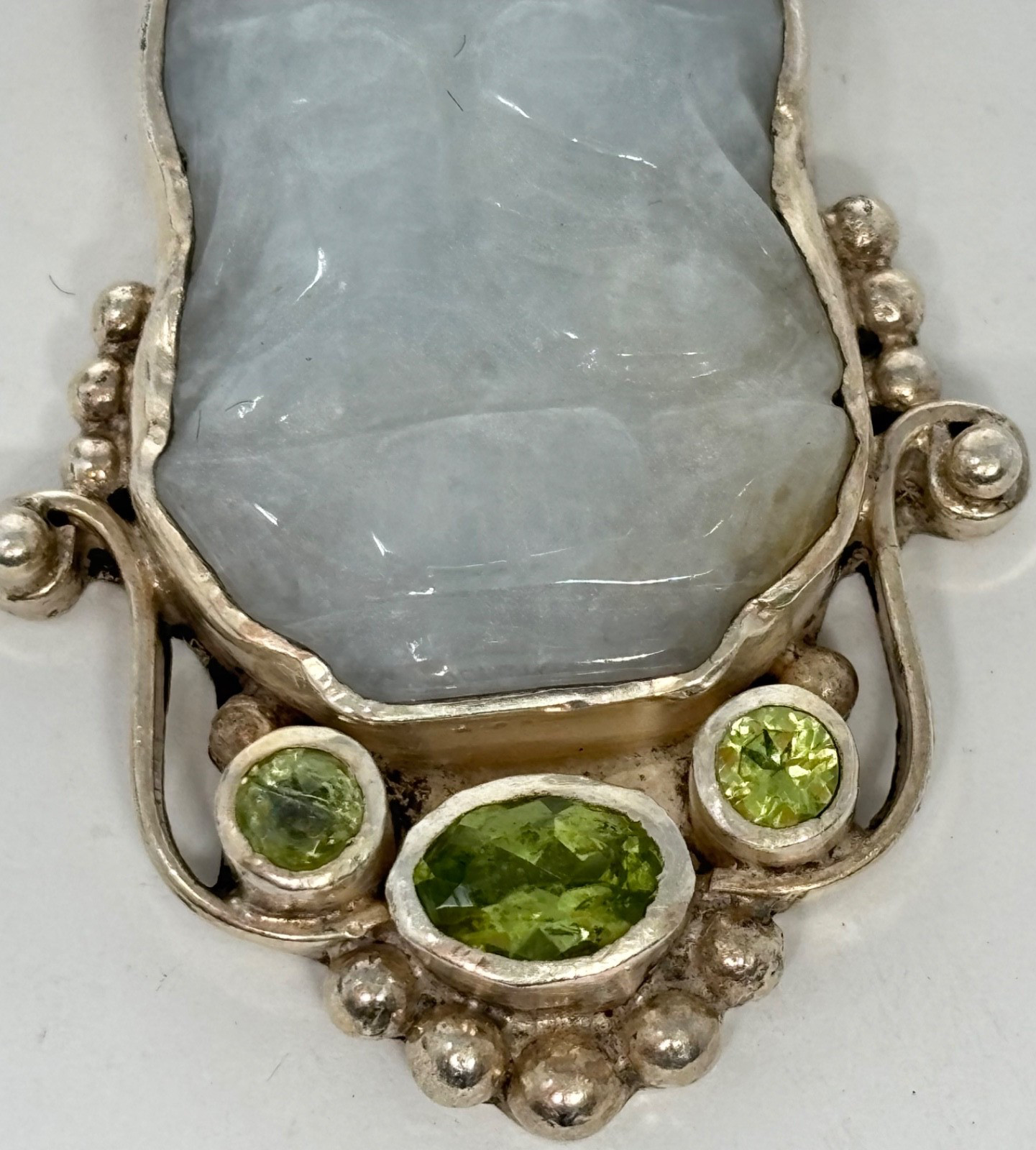 VTG Pendant 925 Silver Scroll Icy White Jadeite Hand-carved Buddha Peridot Pearl