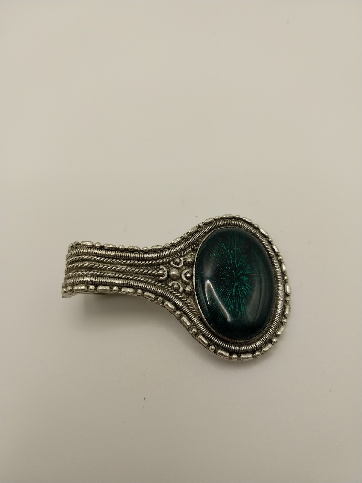 Vintage Emerald Color Stone Pendant VTG